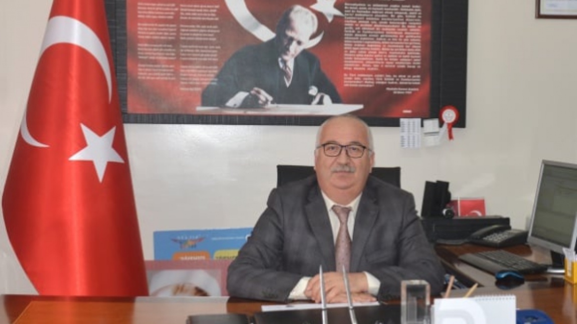 Hüseyin DEMİRKAN - Okul Müdürü